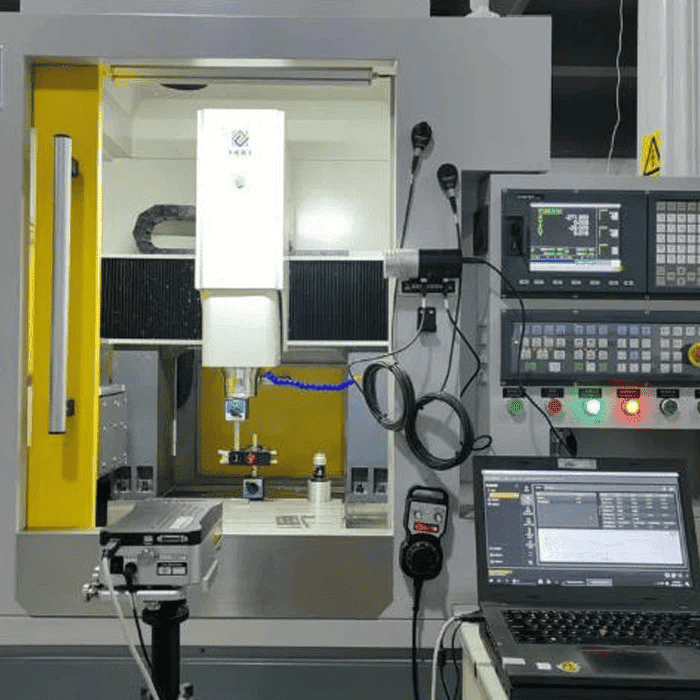 4 ašių CNC medienos tekinimo staklės